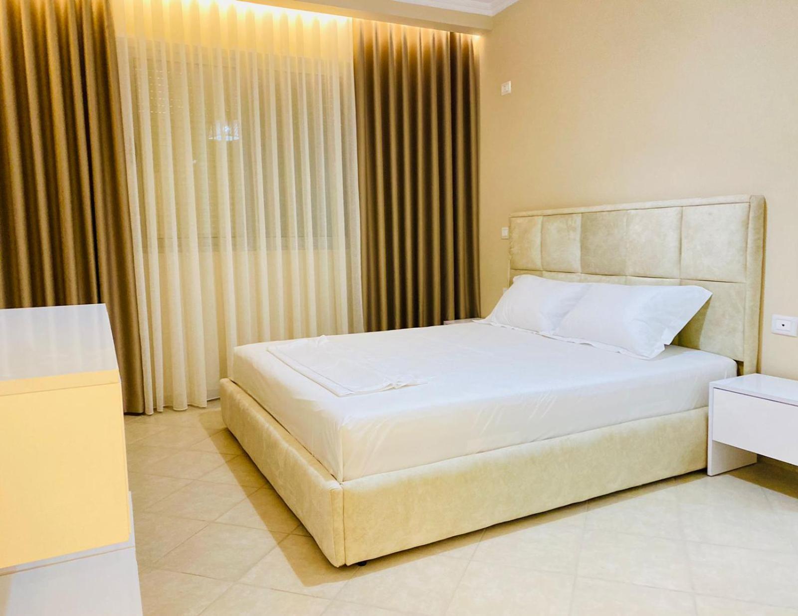 Holiday Apartment Vlore Bagian luar foto