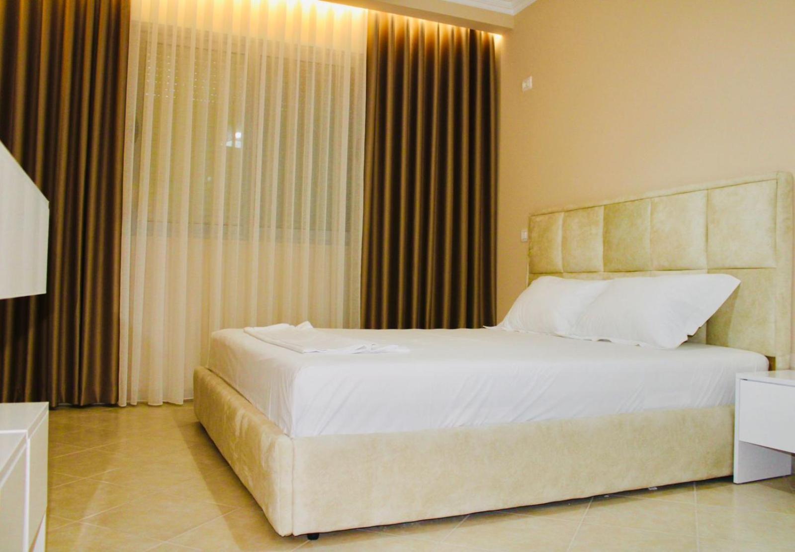 Holiday Apartment Vlore Bagian luar foto