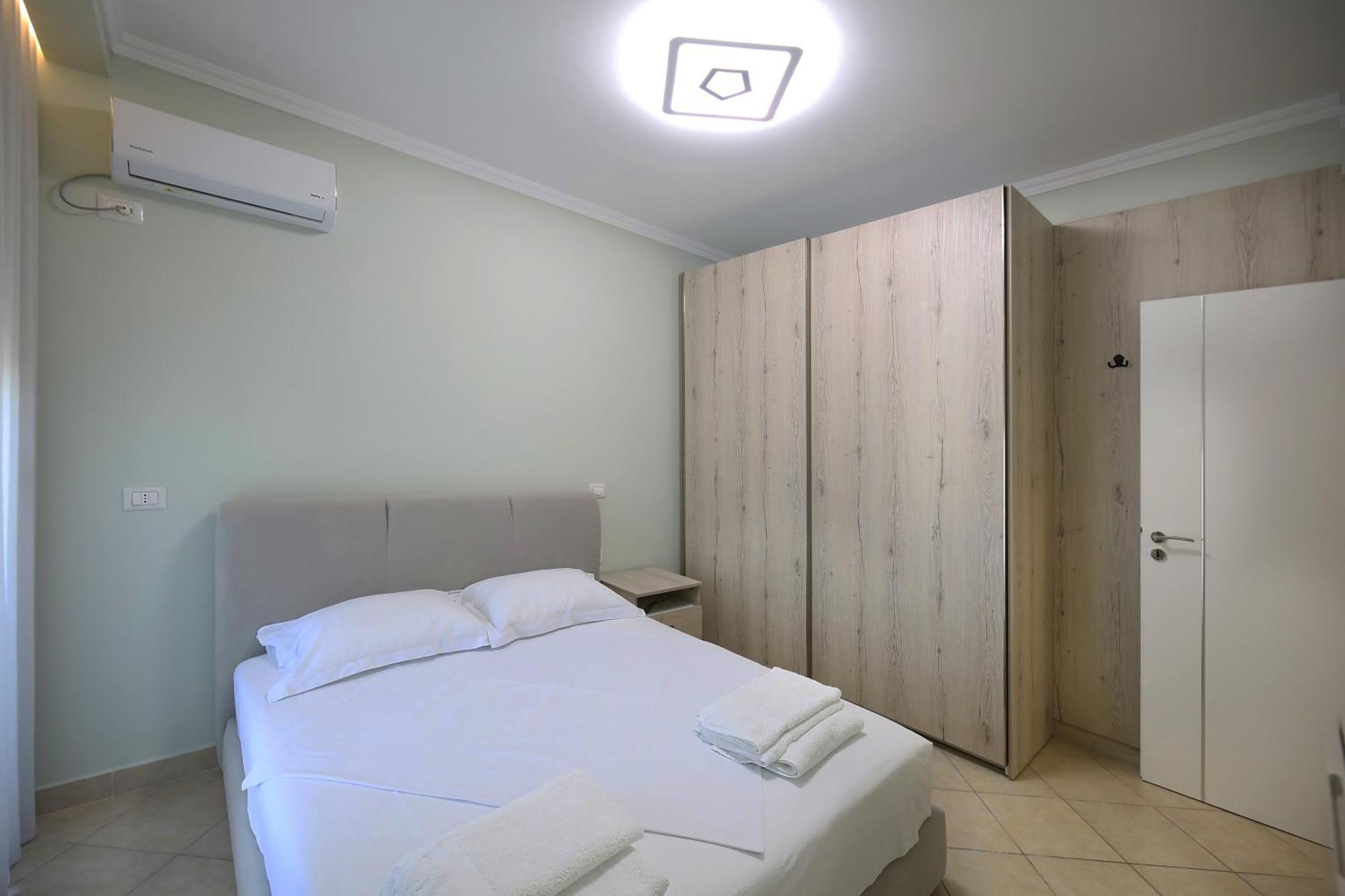 Holiday Apartment Vlore Bagian luar foto