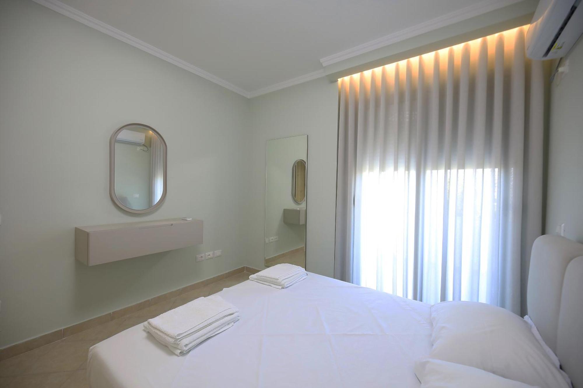 Holiday Apartment Vlore Bagian luar foto