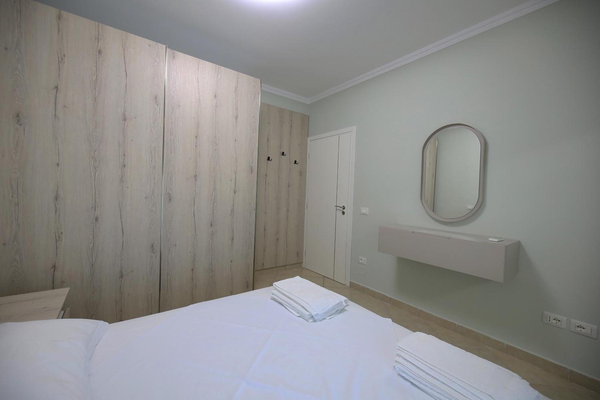 Holiday Apartment Vlore Bagian luar foto
