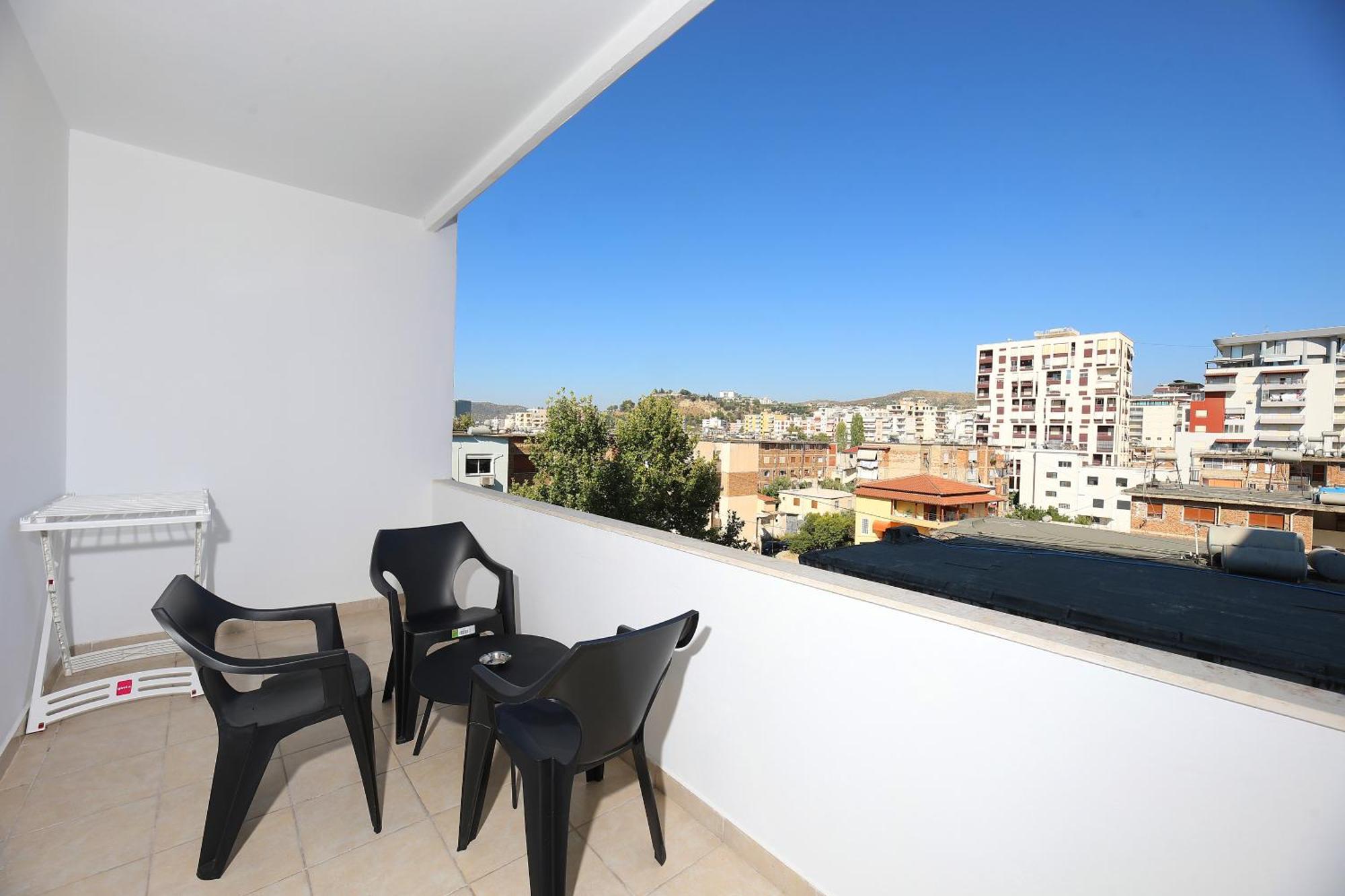 Holiday Apartment Vlore Bagian luar foto